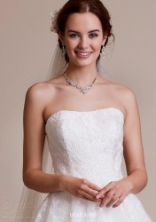 Νυφικό Lilly Collection 2018